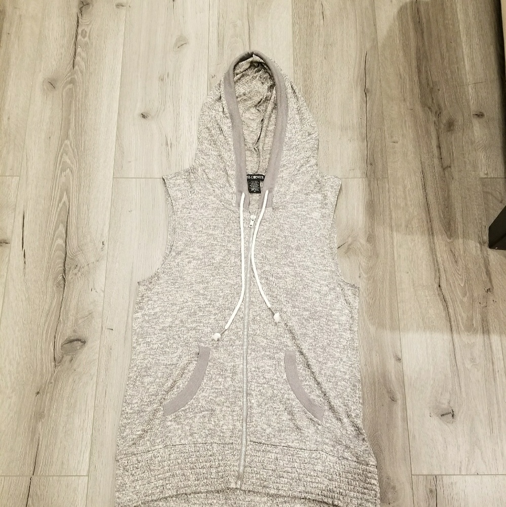 NWOT Hoodie sleeveless
